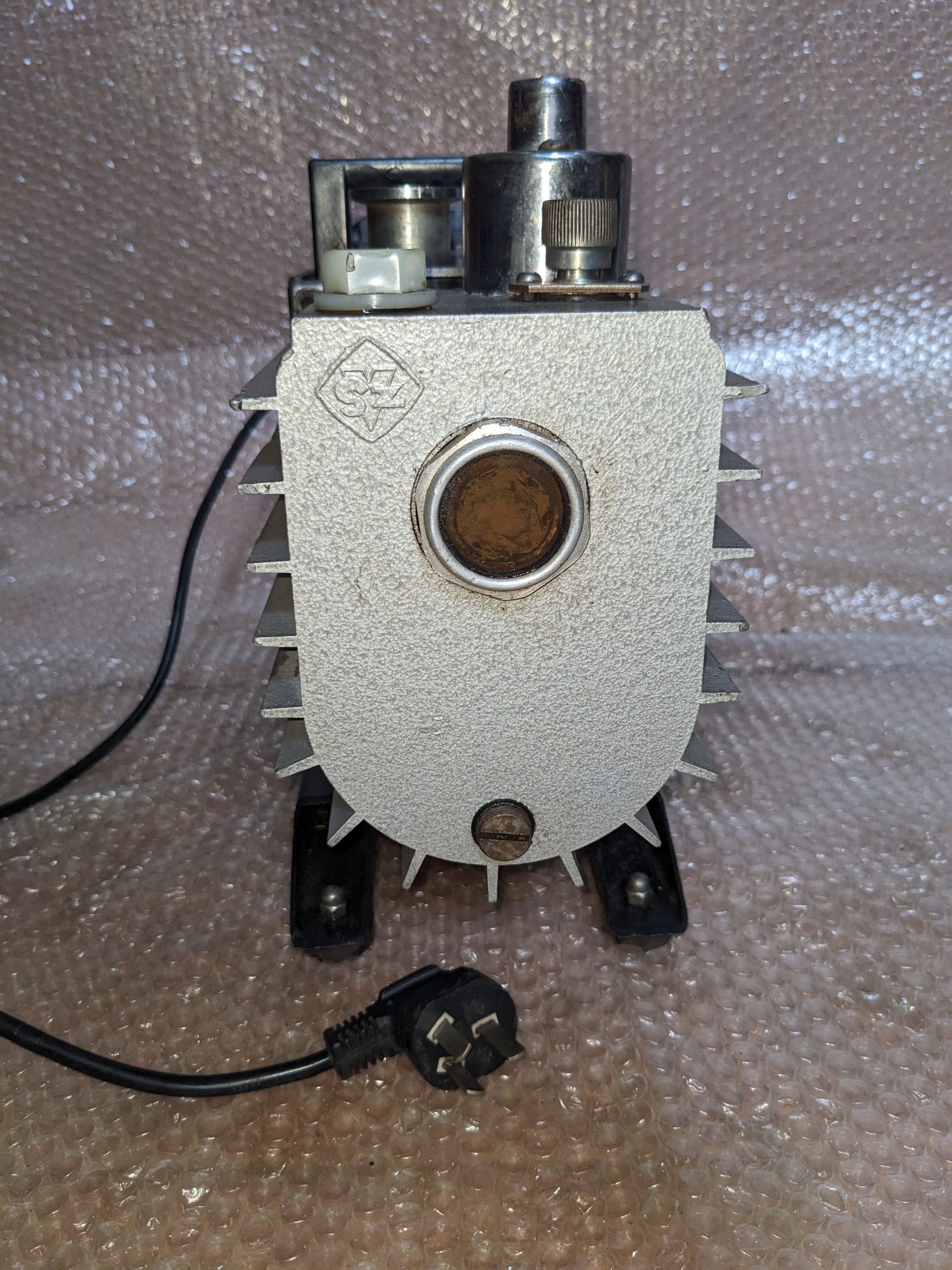 SHVPW 2XZ 2L/s Vacuum Pump - Compact, High Efficiency, Low Noise