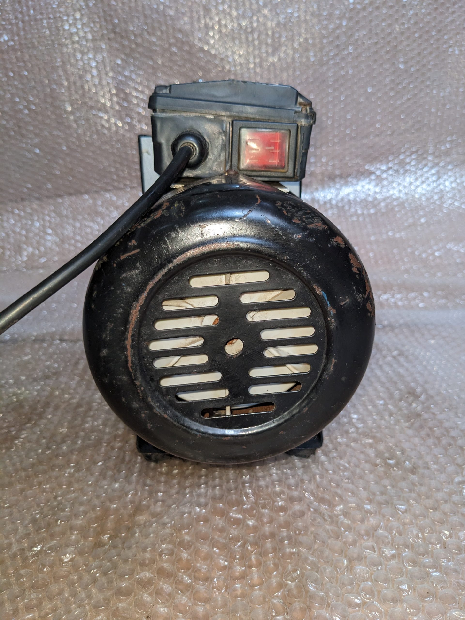 SHVPW 2XZ 2L/s Vacuum Pump - Compact, High Efficiency, Low Noise