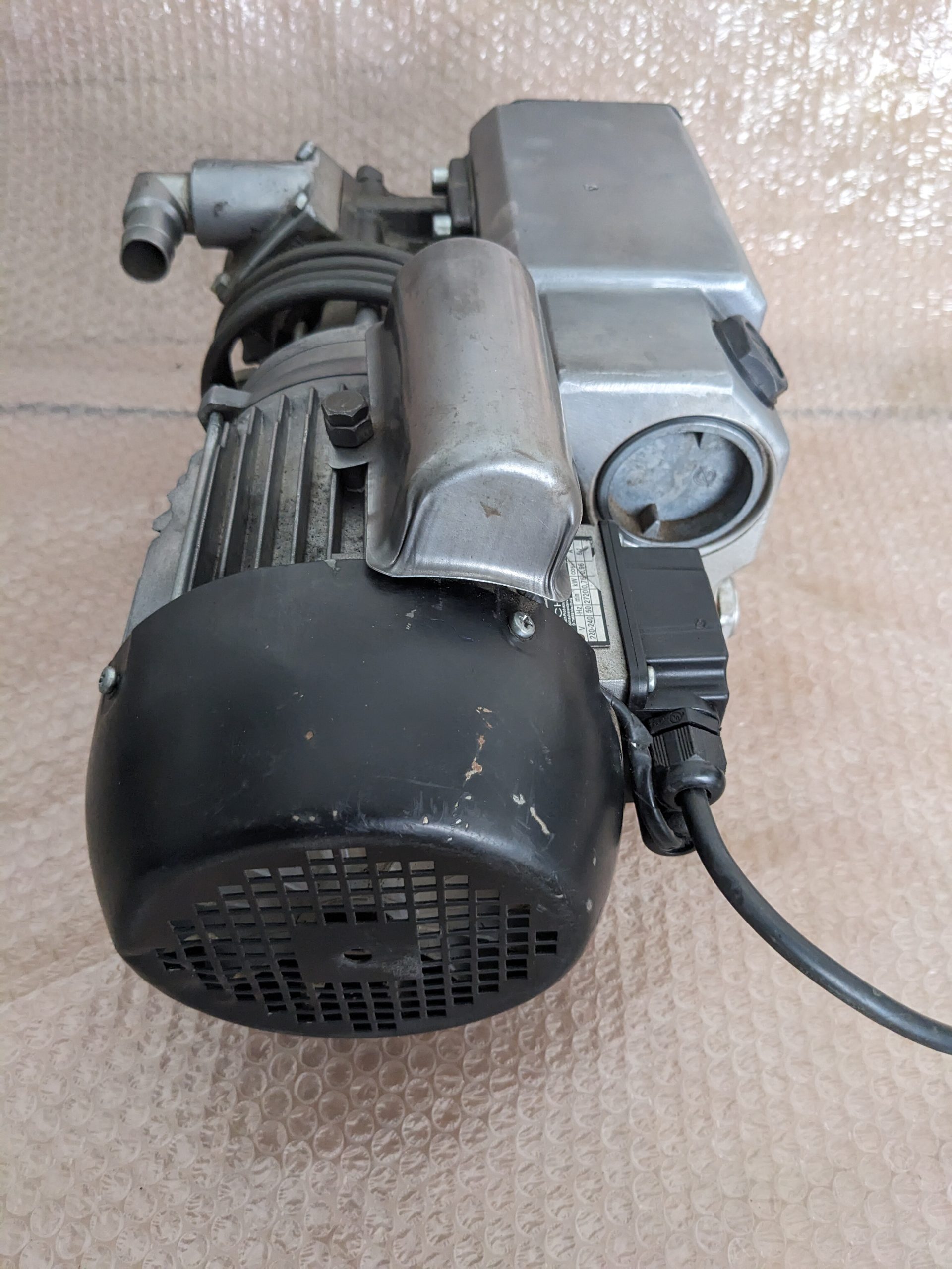 Busch R&b 0021 Busch R5 RB 0021 Vacuum Pump - High Efficiency & Low Maintenance Ideal ...